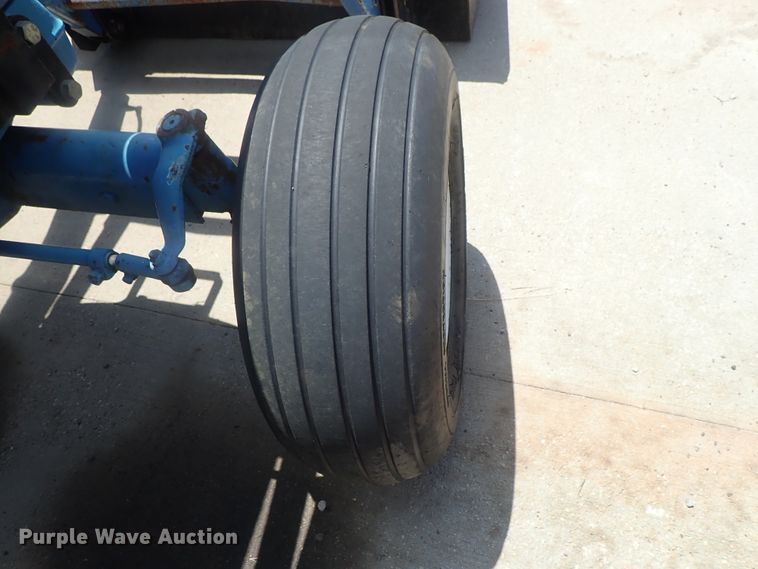 image for item GS9261 Ford 4000  tractor