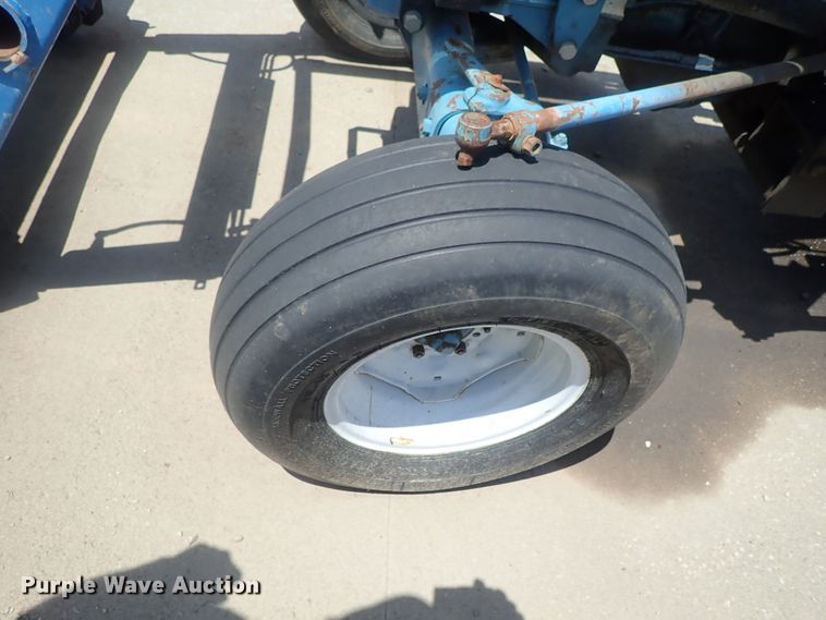 image for item GS9261 Ford 4000  tractor