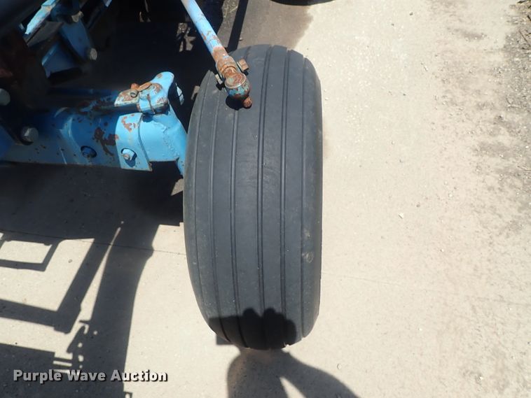 image for item GS9261 Ford 4000  tractor