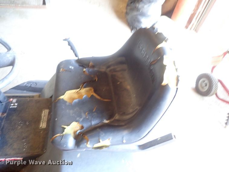 image for item GS9286 Craftsman lawn mower