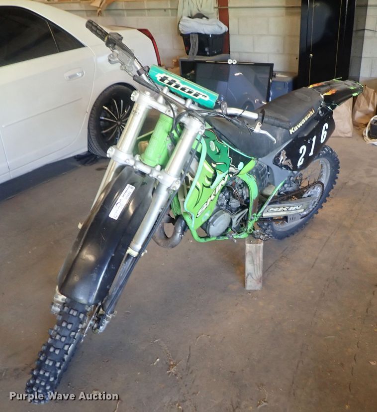 image for item GS9292 1998 Kawasaki KX125K5 dirt bike