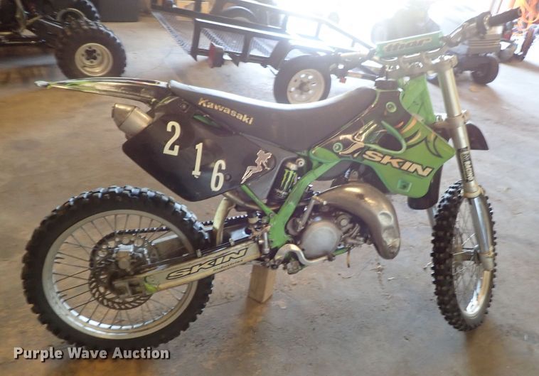 image for item GS9292 1998 Kawasaki KX125K5 dirt bike