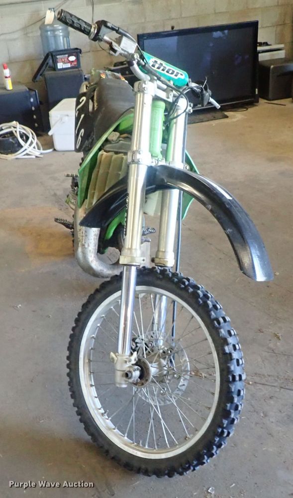 image for item GS9292 1998 Kawasaki KX125K5 dirt bike