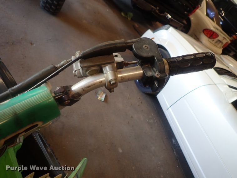 image for item GS9292 1998 Kawasaki KX125K5 dirt bike