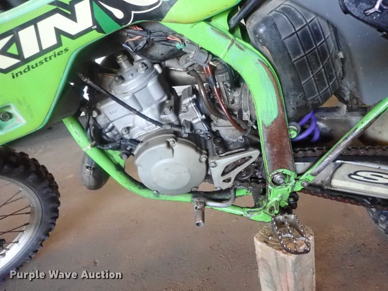 image for item GS9292 1998 Kawasaki KX125K5 dirt bike