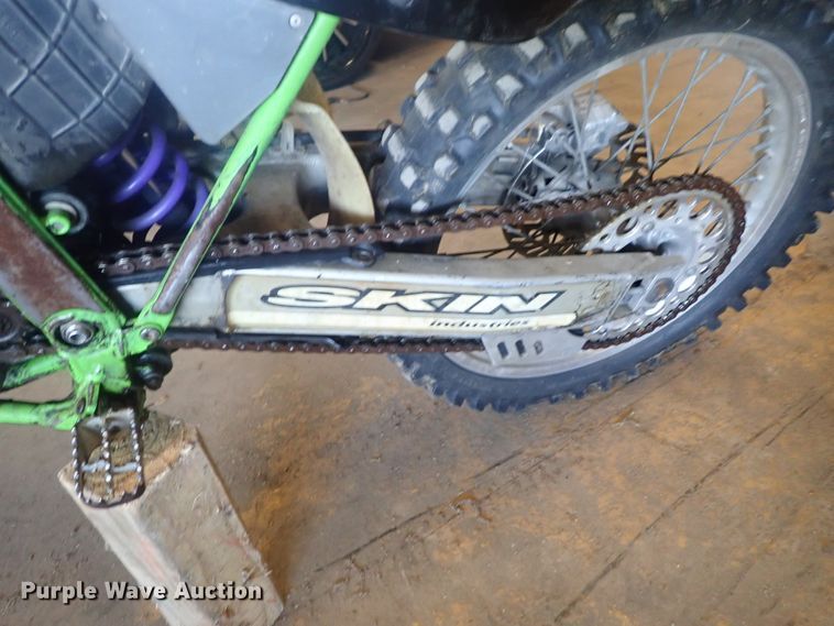 image for item GS9292 1998 Kawasaki KX125K5 dirt bike