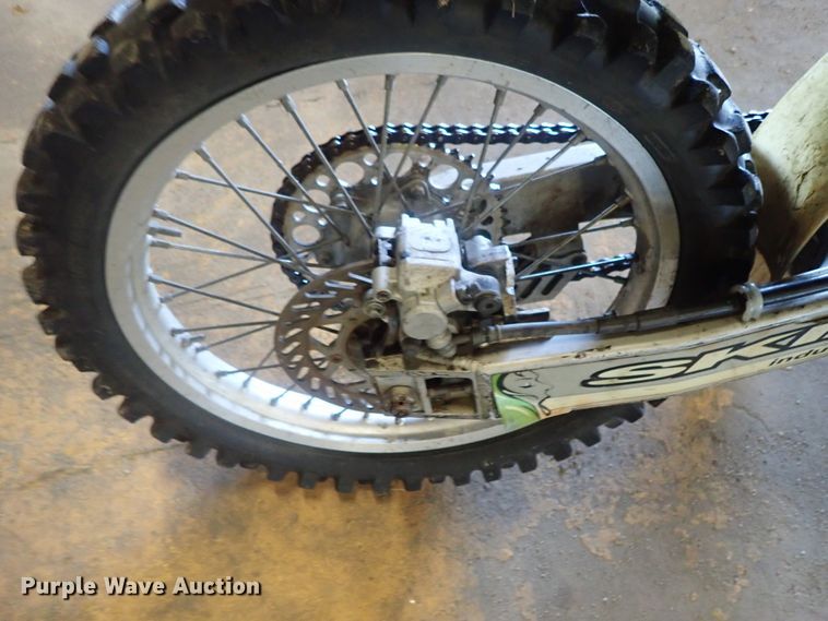 image for item GS9292 1998 Kawasaki KX125K5 dirt bike