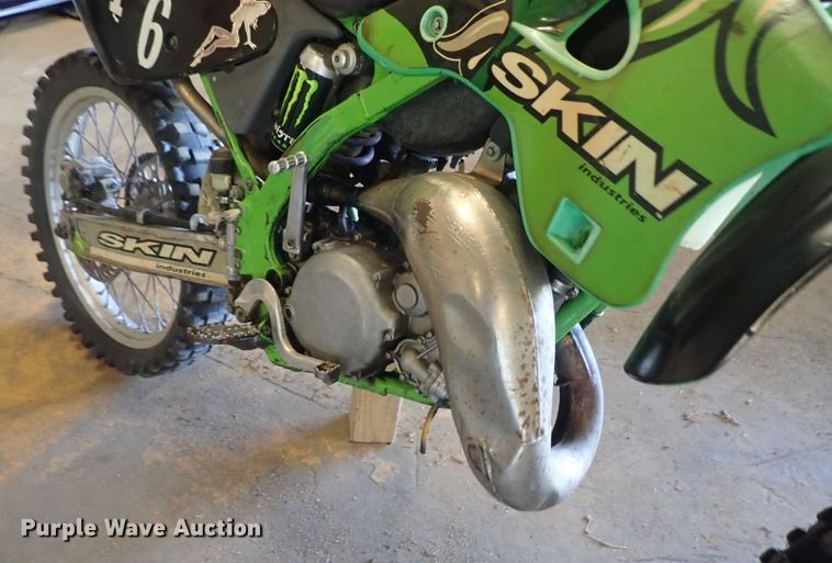 image for item GS9292 1998 Kawasaki KX125K5 dirt bike