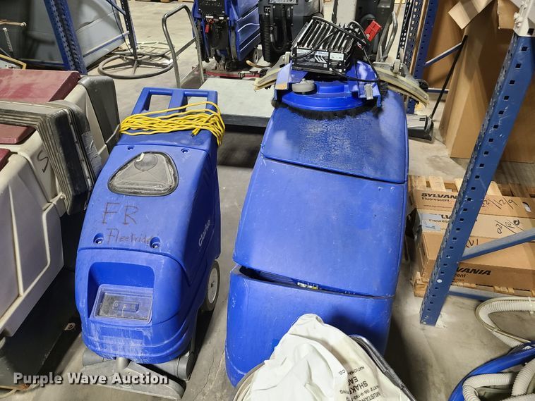 image for item GT9156 (4) floor scrubbers