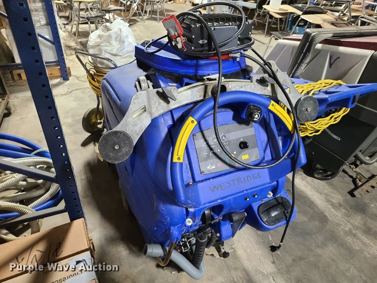 image for item GT9156 (4) floor scrubbers