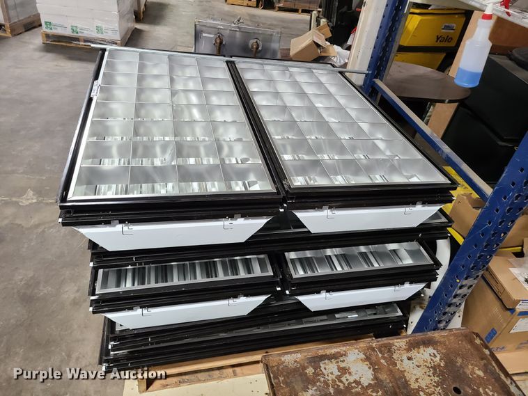 image for item GT9158 (10) fluorescent lights