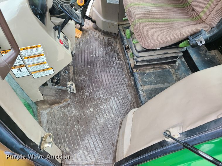 image for item GT9163 John Deere 6415  tractor