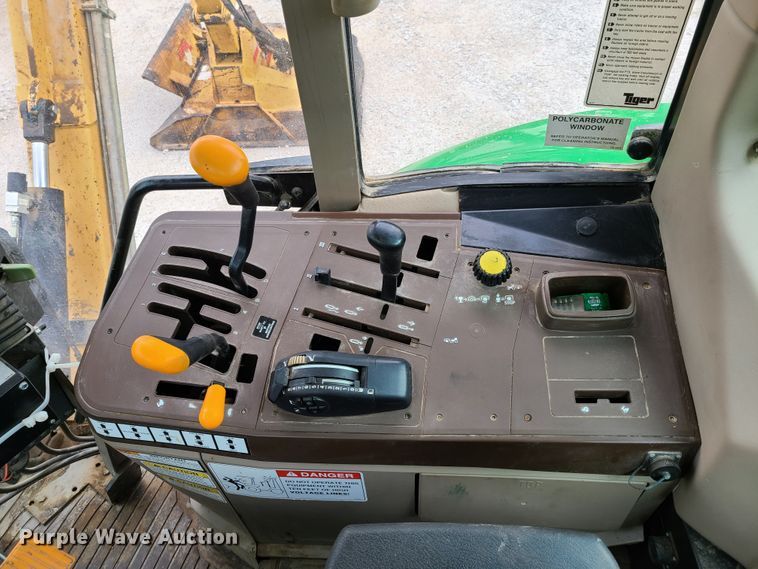 image for item GT9163 John Deere 6415  tractor