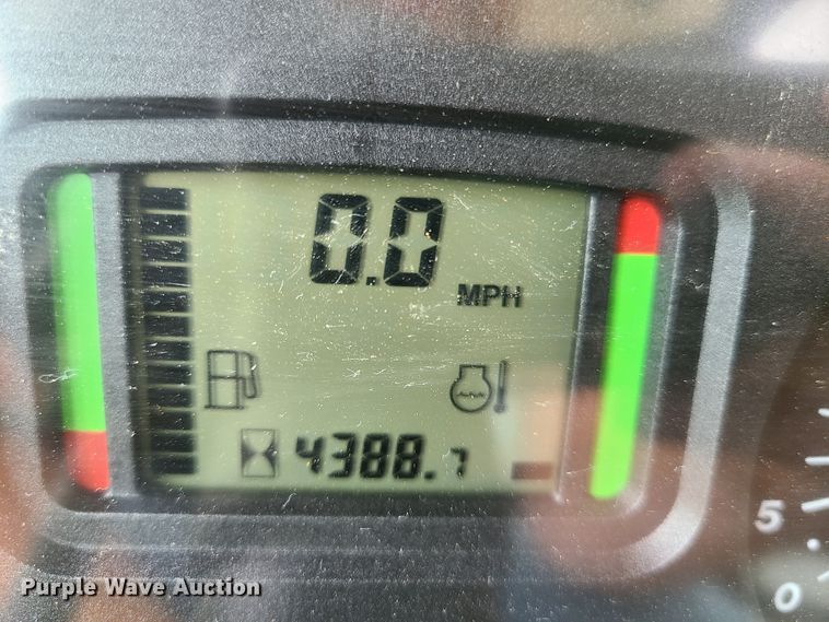 image for item GT9163 John Deere 6415  tractor