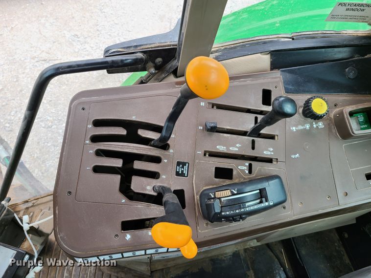 image for item GT9163 John Deere 6415  tractor