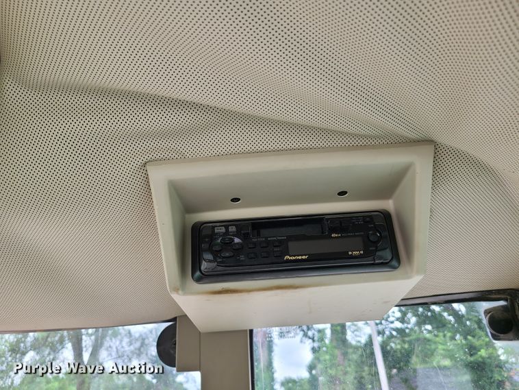 image for item GT9163 John Deere 6415  tractor