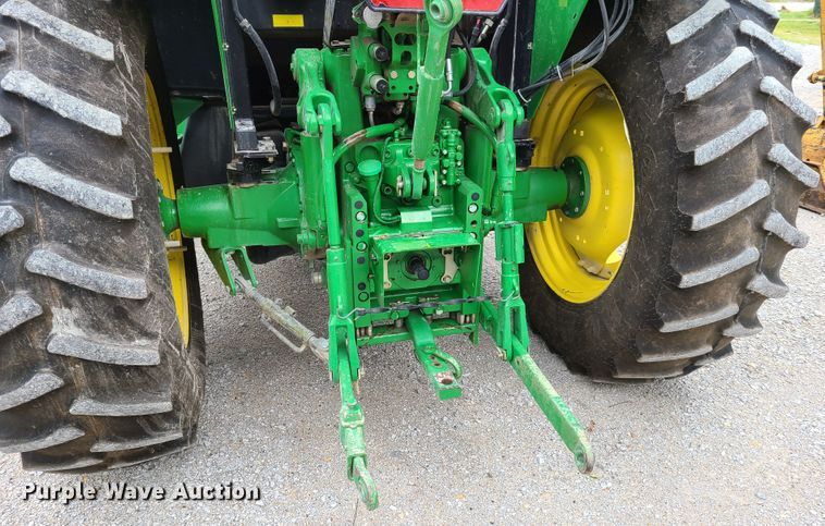 image for item GT9163 John Deere 6415  tractor