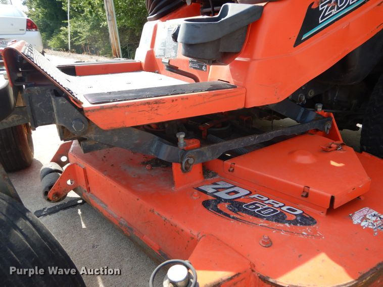 image for item GV9087 Kubota ZD21 ZTR lawm mower