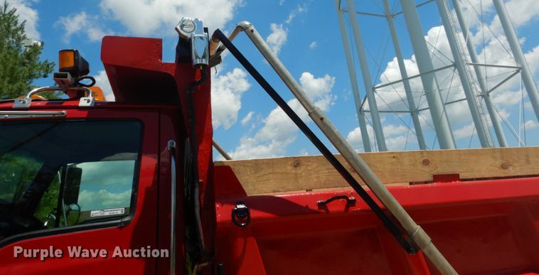 image for item GV9116 2007 Sterling Acterra dump truck