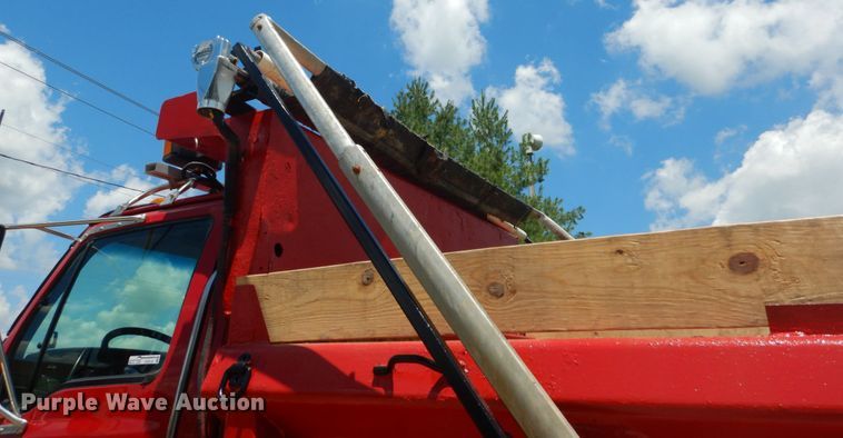 image for item GV9116 2007 Sterling Acterra dump truck