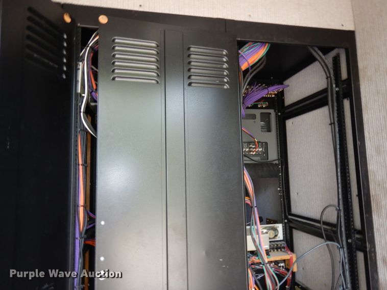 image for item HA9318 1993 Ford Econoline E350  box truck