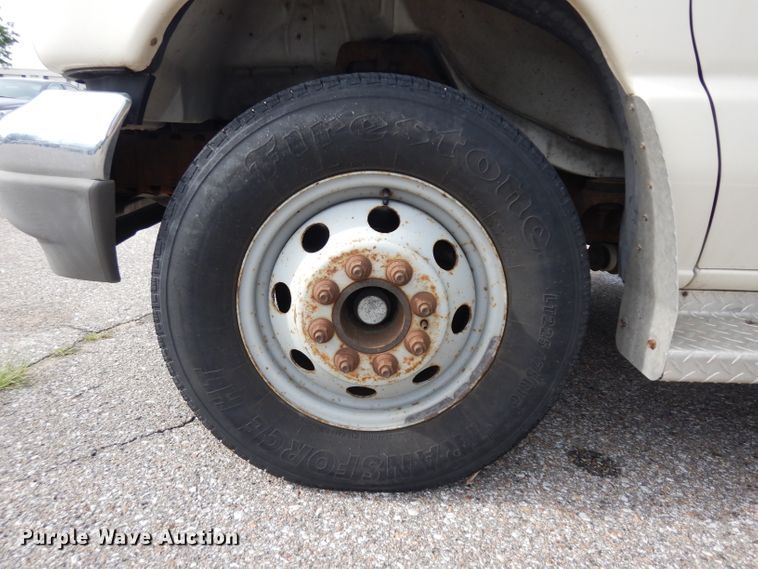 image for item HA9318 1993 Ford Econoline E350  box truck