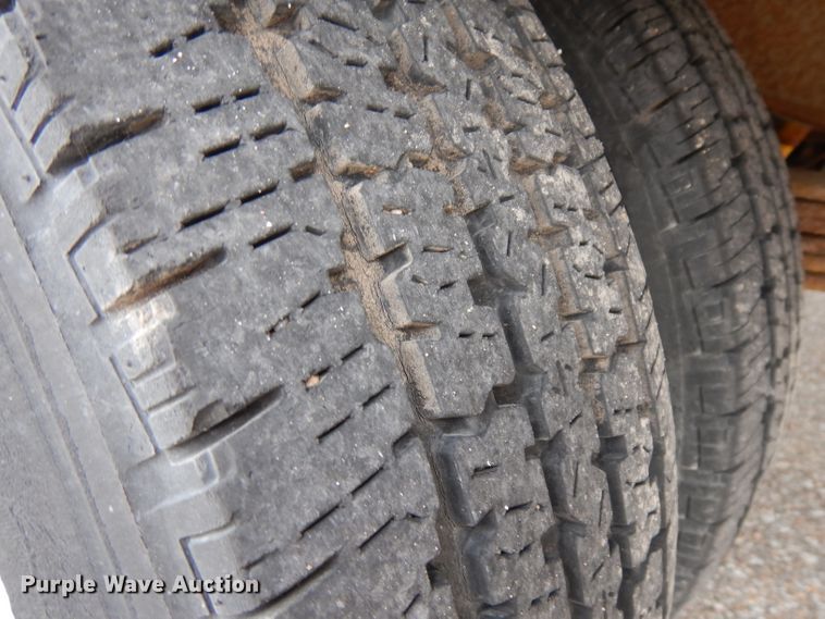 image for item HA9318 1993 Ford Econoline E350  box truck