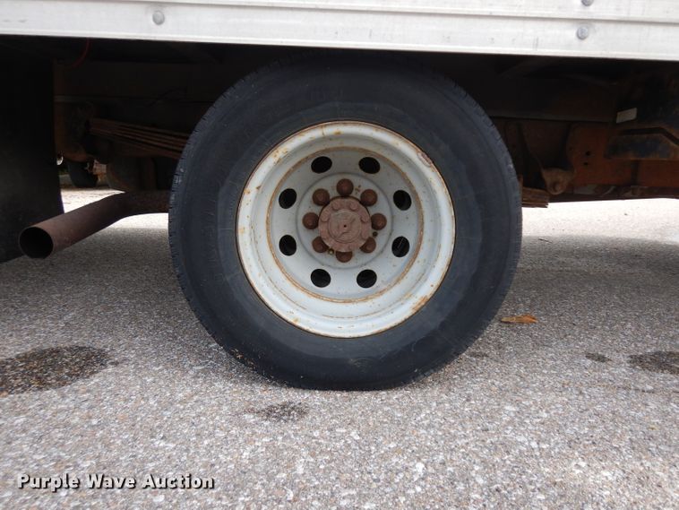 image for item HA9318 1993 Ford Econoline E350  box truck