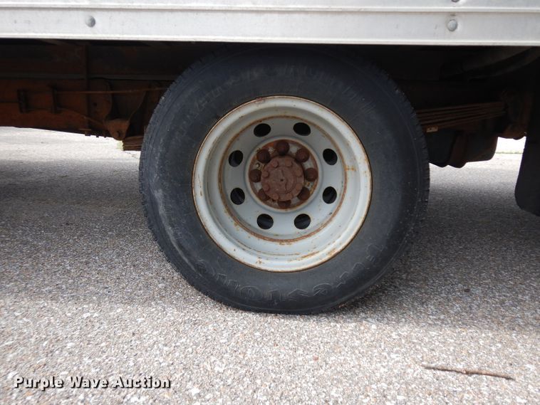 image for item HA9318 1993 Ford Econoline E350  box truck