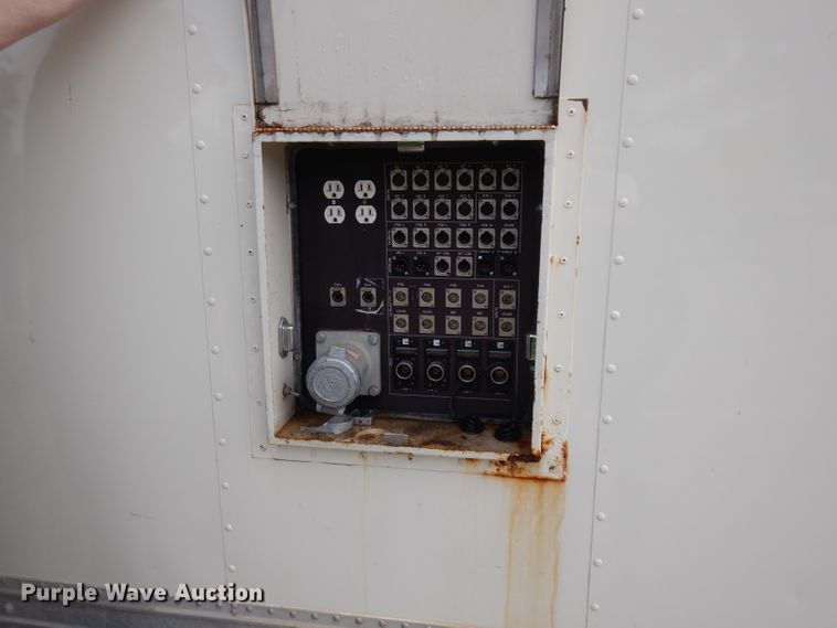 image for item HA9318 1993 Ford Econoline E350  box truck