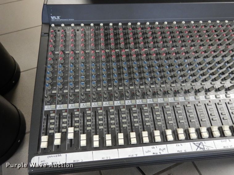 image for item HA9318 1993 Ford Econoline E350  box truck