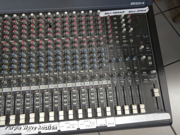 image for item HA9318 1993 Ford Econoline E350  box truck