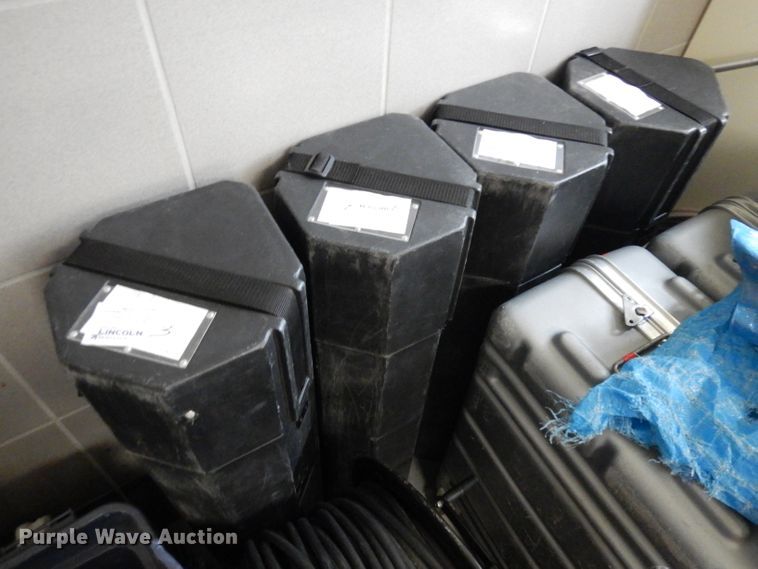 image for item HA9318 1993 Ford Econoline E350  box truck