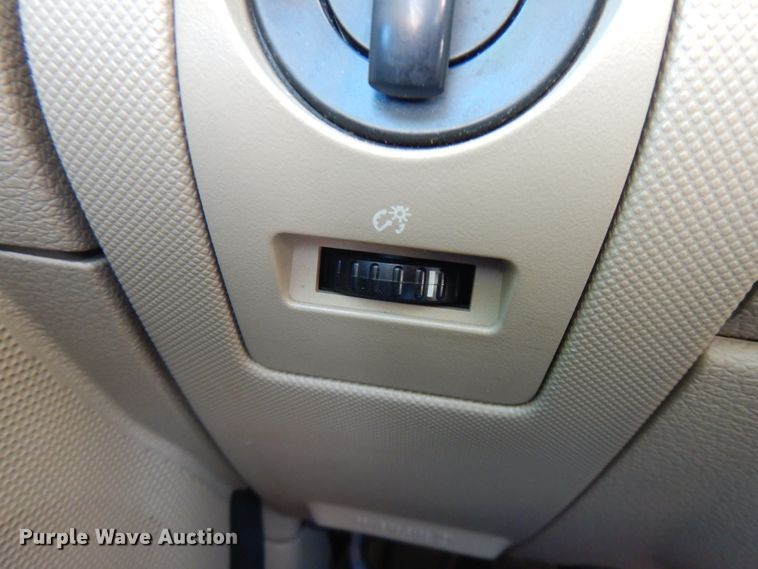 image for item HG9000 2010 Ford Explorer XLT  SUV