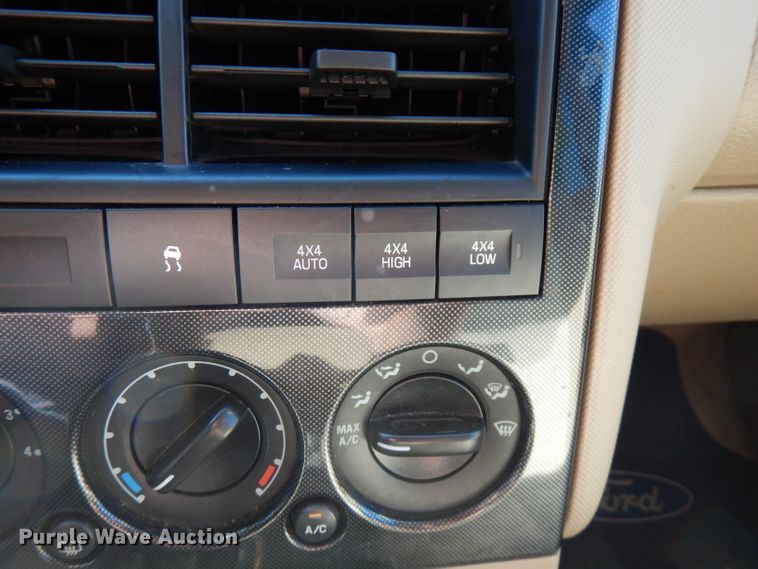 image for item HG9000 2010 Ford Explorer XLT  SUV