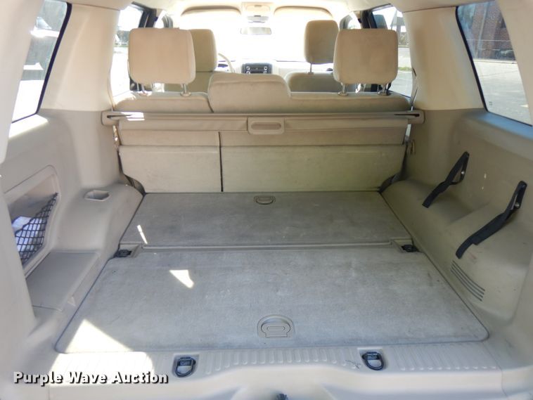 image for item HG9000 2010 Ford Explorer XLT  SUV