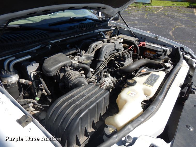 image for item HG9000 2010 Ford Explorer XLT  SUV