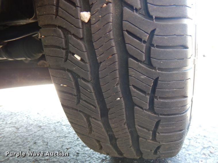 image for item HG9000 2010 Ford Explorer XLT  SUV