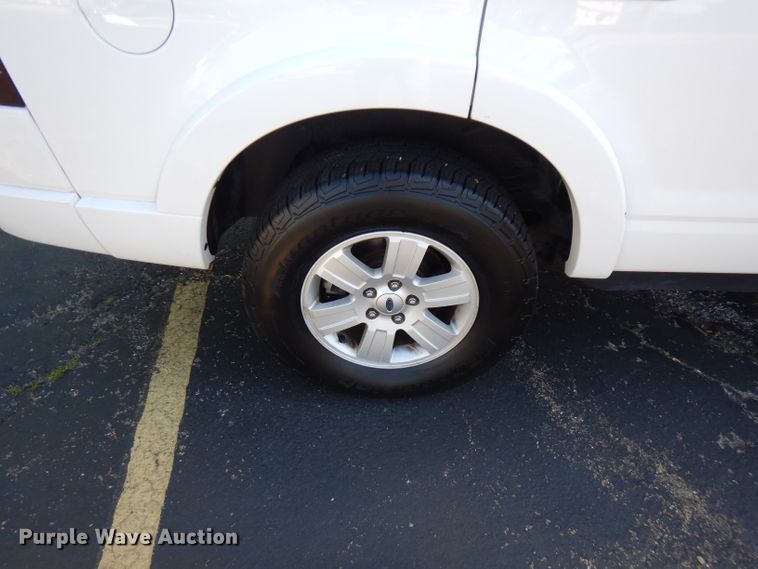 image for item HG9000 2010 Ford Explorer XLT  SUV