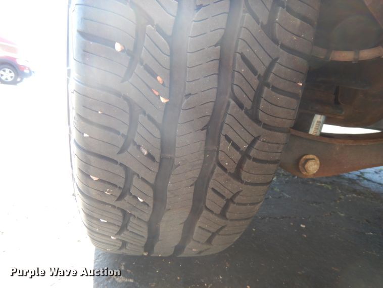 image for item HG9000 2010 Ford Explorer XLT  SUV