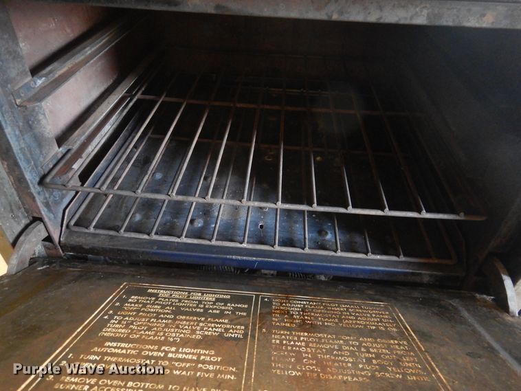 image for item HO9750 (2) Southbend stoves