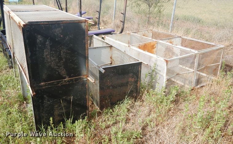 image for item HO9754 Equipment cages