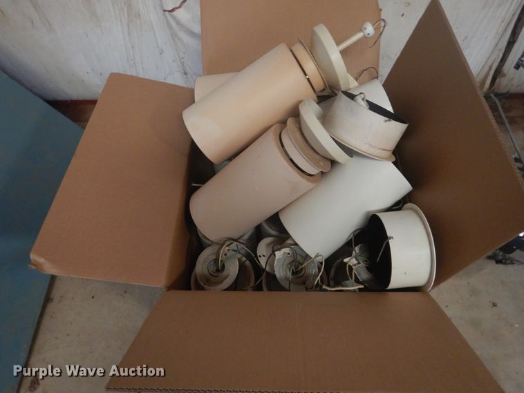 image for item HO9760 Approximately 20 can lights