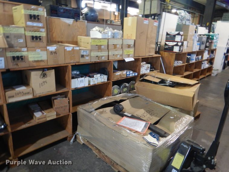 El Dorado bus parts in Tulsa, OK Item HV9154 sold Purple Wave