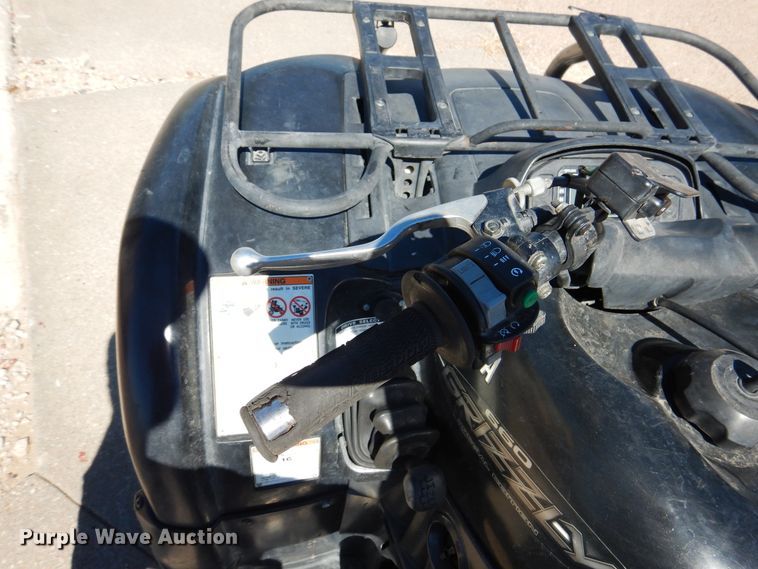 image for item HV9205 2005 Yamaha Grizzly 650 ATV