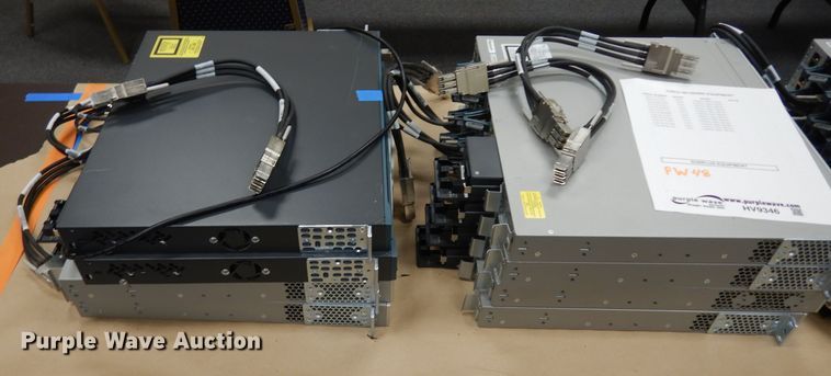 image for item HV9346 (12) Cisco networking swithces