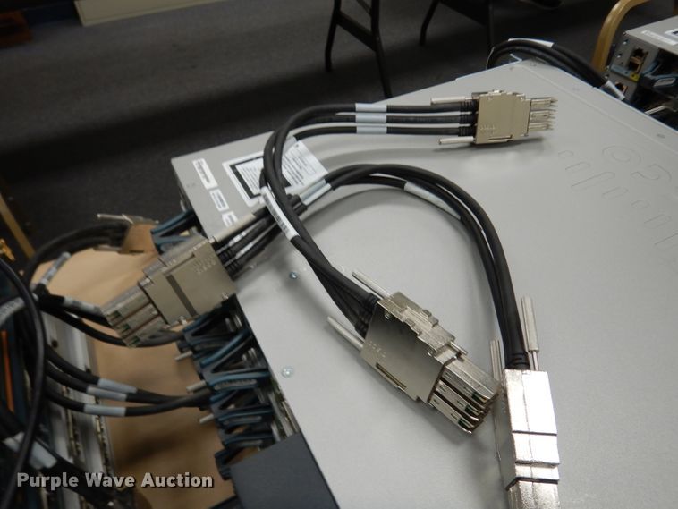 image for item HV9346 (12) Cisco networking swithces