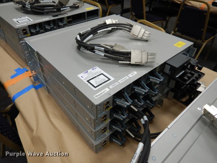 image for item HV9346 (12) Cisco networking swithces