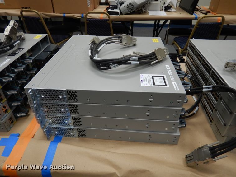 image for item HV9346 (12) Cisco networking swithces