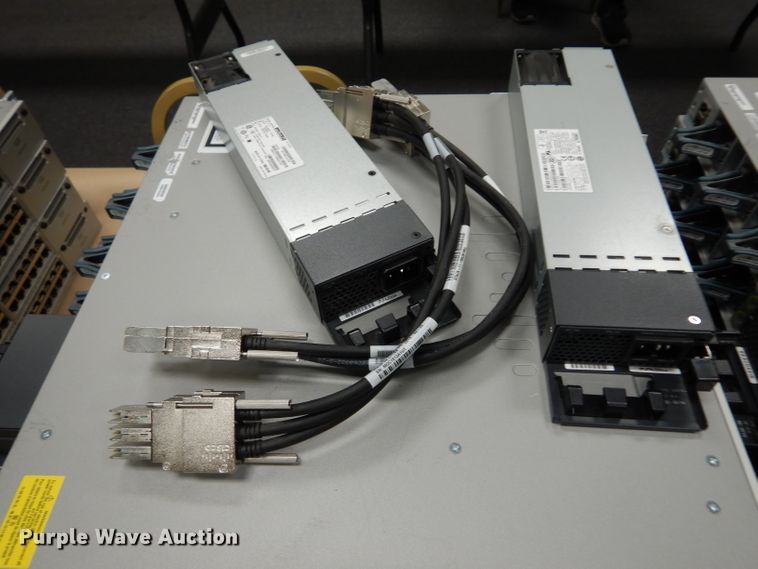 image for item HV9347 (12) Cisco Catalyst 3850 48PoE+ network switches
